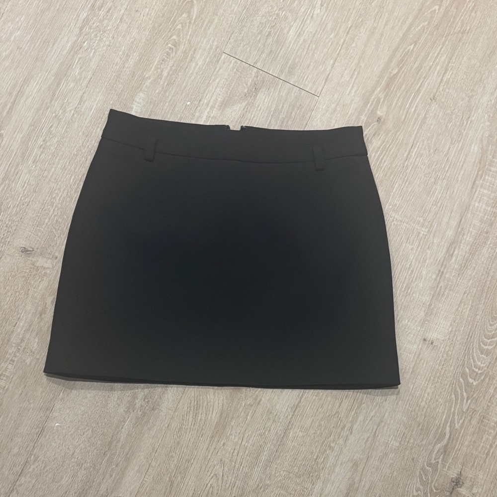Commense Black Mini Skirt - Clean A-Line Silhouette